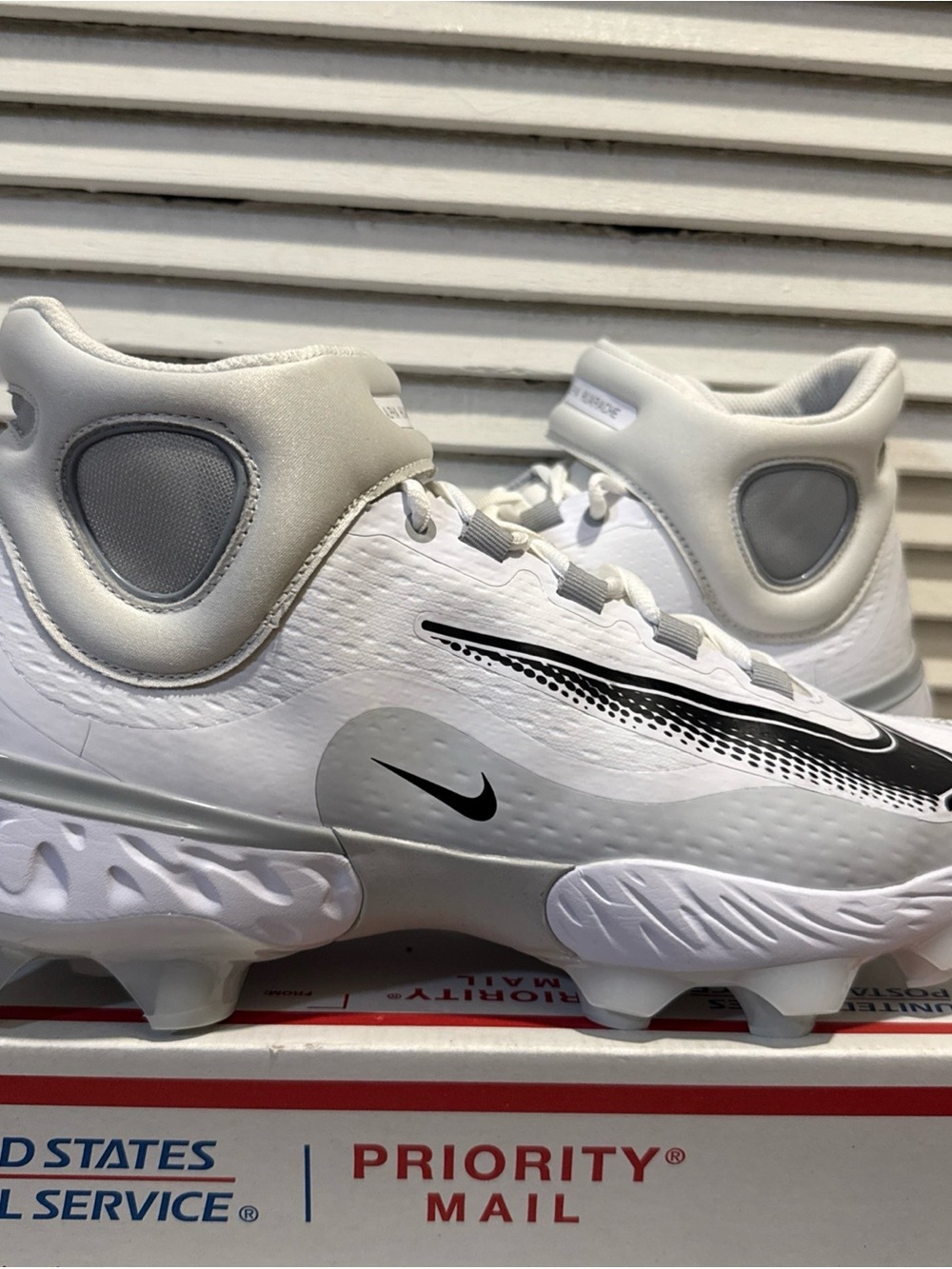 New Nike Alpha Huarache Mid MCS Baseball Cleats White Men’s Size 12 DX6960-100